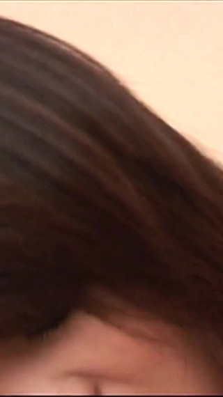 Girl while she was at home the young Thai Yuka invited the guy to fuck her tight pussy