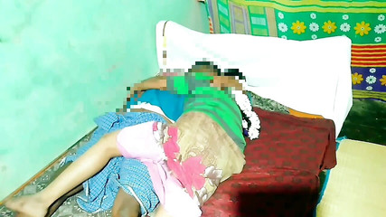 Desi Tamil Stepaunty Goes to Boyfriend's House and Has Sex After Knowing That He Is Alone at Home