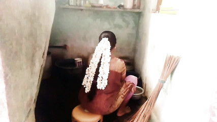 Desi Stepaunty When Cleaning Dishes Blowjob