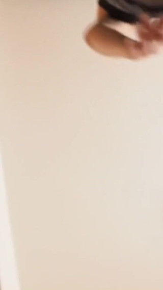 Wearing Pantyhose Directly, Low Angle