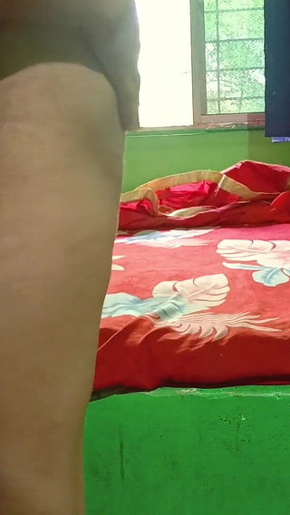 Johntronx - Hot Thai Babe Kin Front of Mirrors and on the Toilet