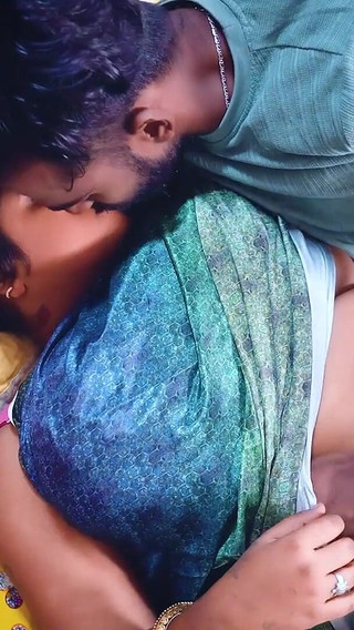 Biggest MILF Boobs House Owner Lady Fucks Her Servant When No One at Home