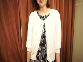 Cute Petite Japanese Babe Agrees to Come Over to Fuck