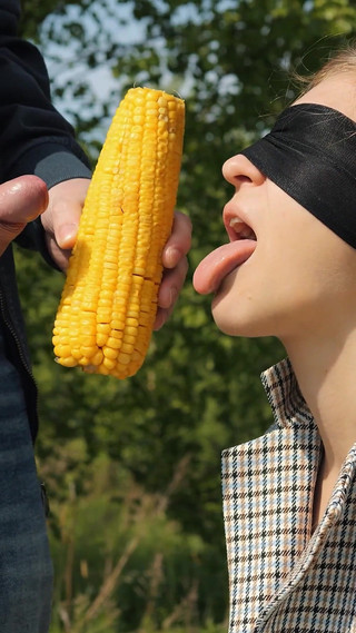 Don't Make Me Angry! My Best Friend Cheats on Me Outdoors at the Bib Black Bbanana 2025 Taste Game Cheats Again