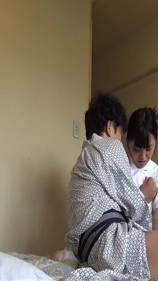 Yuzuna - Working Woman’s Portfolio (21y Old) Vol. 1